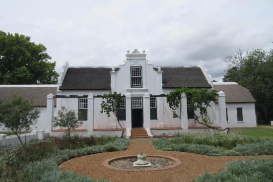 Toy & Miniature Museum